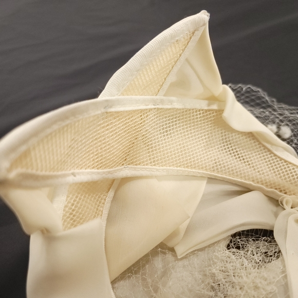 Antique Wedding Bridal Veil Head Dress Ivory Bow Clip Bride Birdcage 1960s main image 8